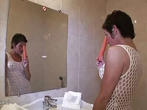 Penghinaan Shemale B ...